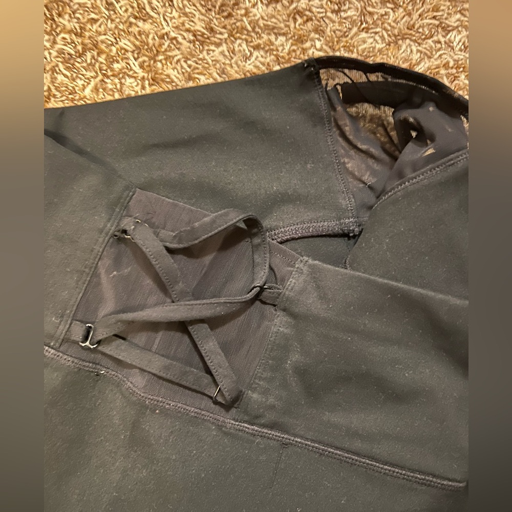 Fabletics bundle!! - Picture 8 of 16